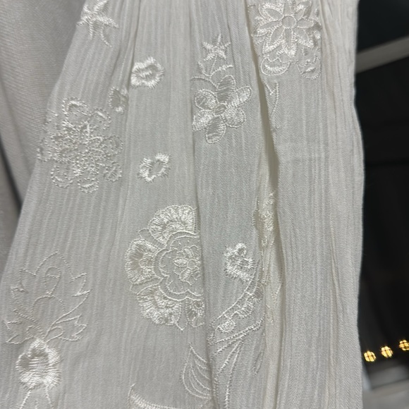 Francesca’s White Long Sleeve Dress, NWT Size Medium - Picture 3 of 7